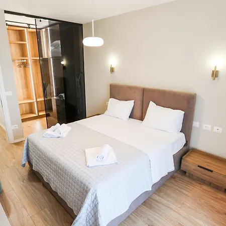 Mint Apartment